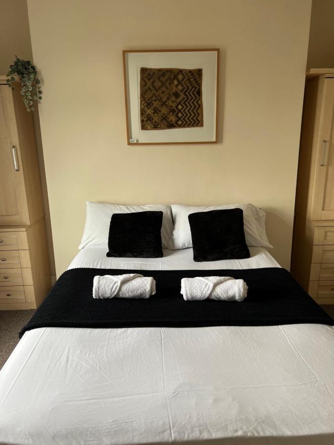 Aldgate Holiday Rooms ลอนดอน ภายนอก รูปภาพ