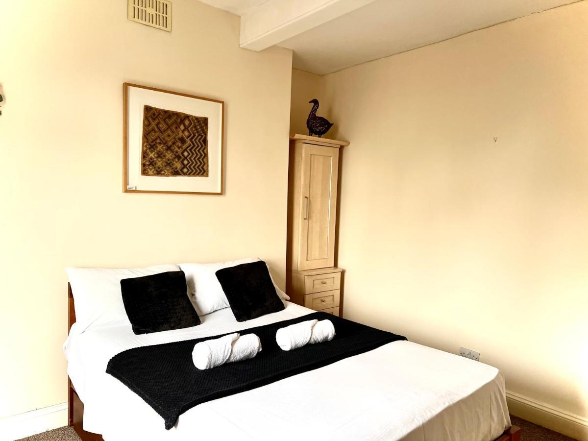 Aldgate Holiday Rooms ลอนดอน ภายนอก รูปภาพ