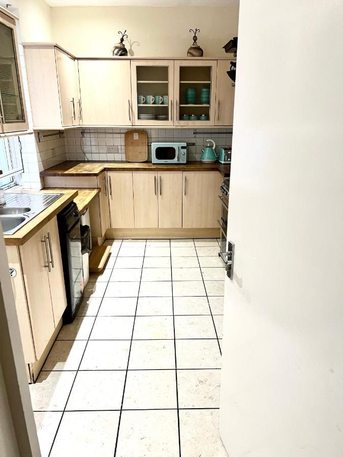 Aldgate Holiday Rooms ลอนดอน ภายนอก รูปภาพ