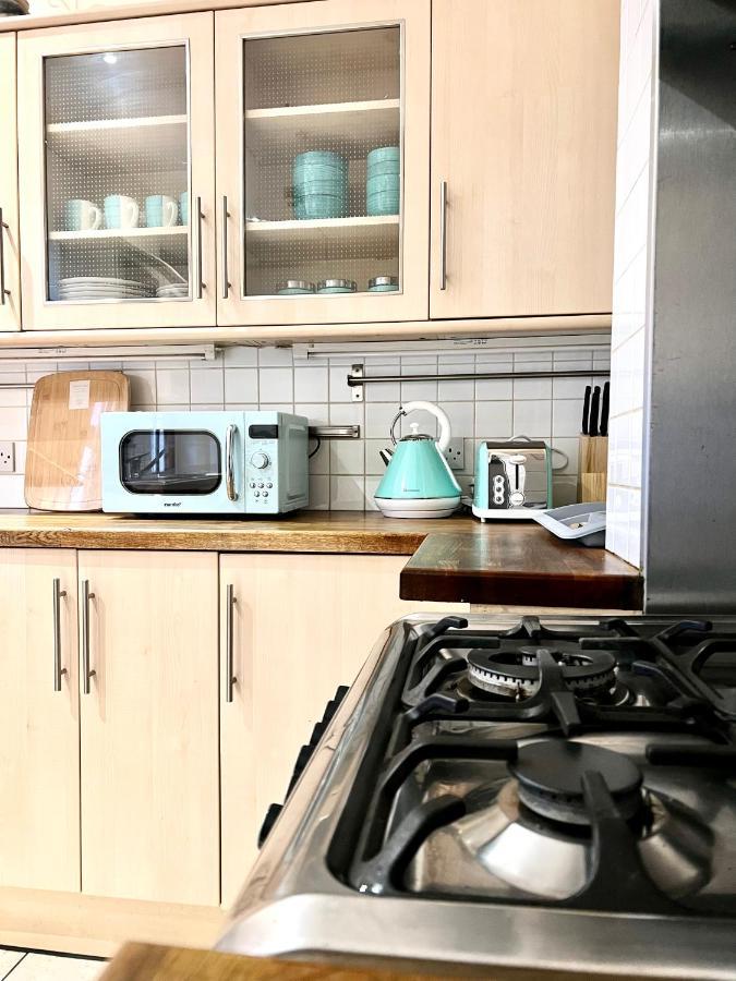 Aldgate Holiday Rooms ลอนดอน ภายนอก รูปภาพ