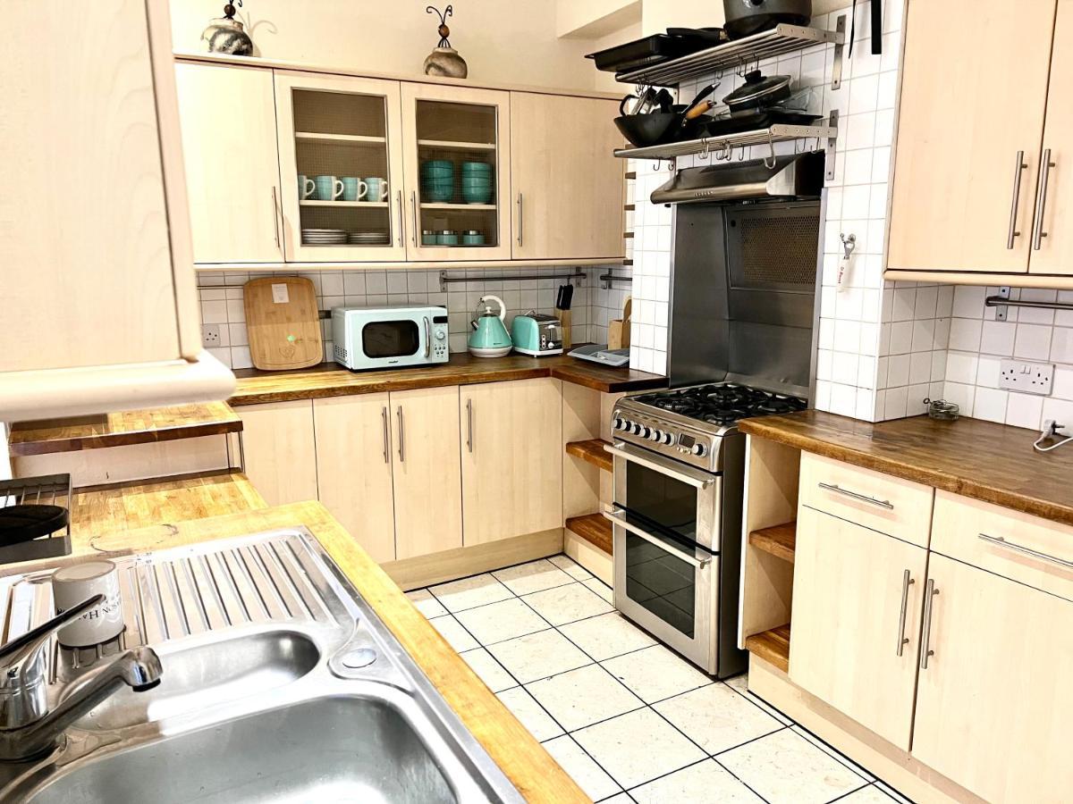 Aldgate Holiday Rooms ลอนดอน ภายนอก รูปภาพ